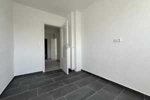 2 Zimmer Wohnung mit Balkon! – Engelshöhe 67, 42329 Wuppertal – Vorschaubild 4