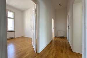 Hell und geräumig mit Balkon – Charlottenstraße 56, 14467 Potsdam – Vorschaubild 4
