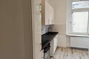 NEU SANIERTE 3 ZW WOHNUNG EBK MIT WASCHMASCHINE  DUSCHBAD 1.BEZUG MORITZSTR NEBEN FRESENIUS INSTITUT – MORITZSTRASSE 15, 65185 Mitte, Wiesbaden – Vorschaubild 1