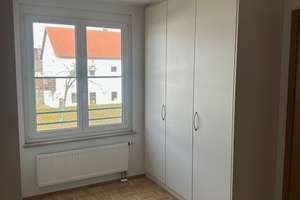 Doppelhaushälfte mit Garten – Die vollständige Adresse der Immobilie erhältst du vom Anbieter., 92637 Lerchenfeld, Weiden in der Oberpfalz – Vorschaubild 8