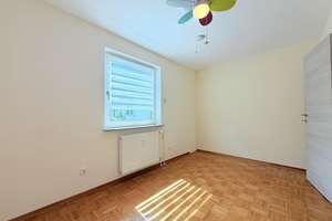 Wohnen unterhalb des Georgenbergs!  – Die vollständige Adresse der Immobilie erhältst du vom Anbieter., 72762 Reutlingen-Mitte, Reutlingen – Vorschaubild 7