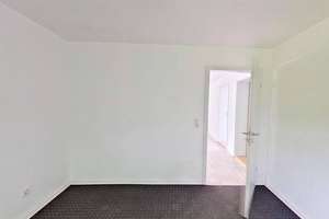 Große 6-Zimmer Wohnung mit EBK, Terrasse und privatem Garten – Beerboomscher Weg 1, 18292 Krakow am See – Vorschaubild 8