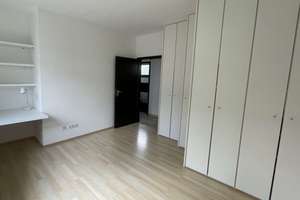 Großzügiger Bungalow mit Garten in ruhiger und gepflegter Wohnlage – Die vollständige Adresse der Immobilie erhältst du vom Anbieter., 60488 Praunheim, Frankfurt am Main – Vorschaubild 8