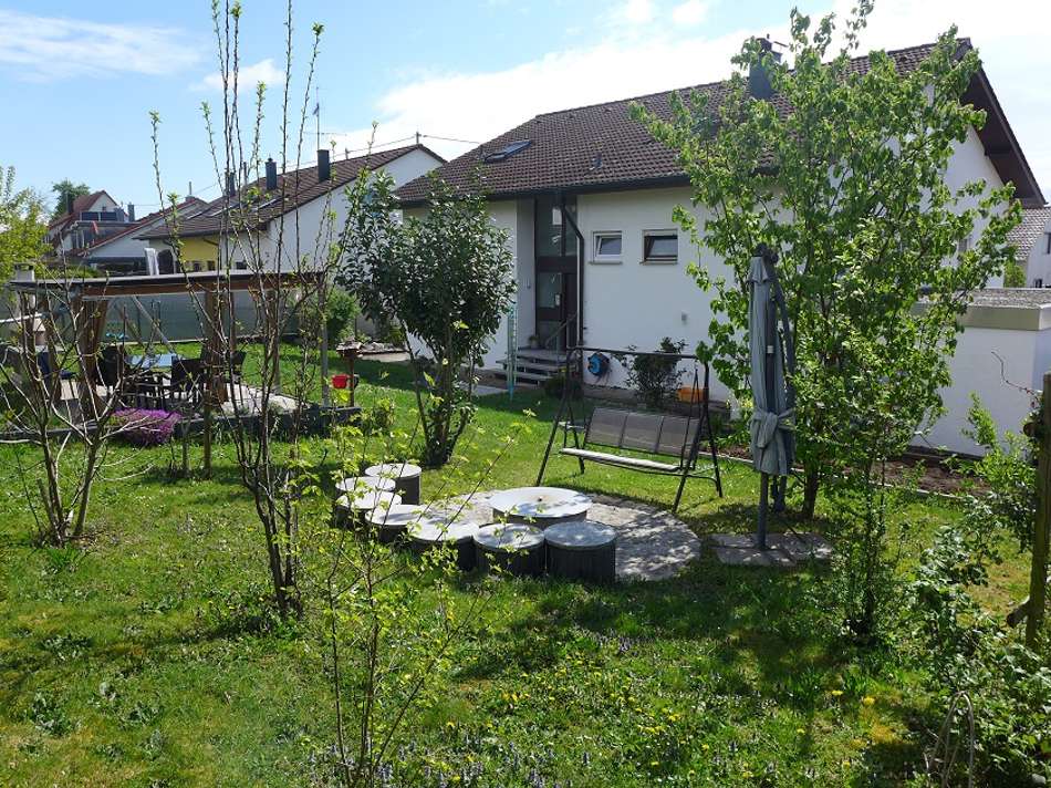 Zweifamilienhaus mit ELW