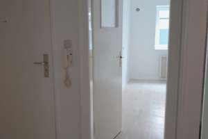 Interesse? Hübsche Zwei-Zimmer-Wohnung im Erdgeschoss – Wendlerstraße 5, 90459 Galgenhof, Nürnberg – Vorschaubild 2