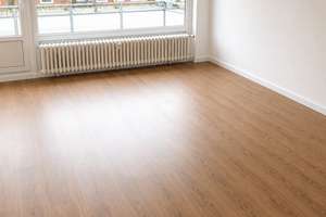 Sehr helle, ruhige 3 Zimmer Balkon-Wohnung, Nähe UKE - direkt vom Eigentümer – Henning-Wulf-Weg 16, 22529 Lokstedt, Hamburg – Vorschaubild 3