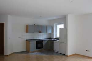 Ruhige  2-Zi Whg mit Balkon im Grünen – Die vollständige Adresse der Immobilie erhältst du vom Anbieter., 81827 Waldtrudering, München – Vorschaubild 3