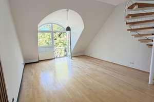 Raumwunder in Bogenhausen: 2,5-Zimmer Wohnung (ca.75m² Nutzfläche) mit Balkon – Schnorr-von-Carolsfeld-Straße 15, 81927 Englschalking, München – Vorschaubild 3
