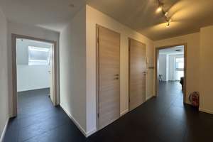 Modernes Wohnen mit Stil – seltene Gelegenheit in Frankenbach! – Die vollständige Adresse der Immobilie erhältst du vom Anbieter., 74078 Frankenbach, Heilbronn – Vorschaubild 1