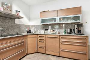 Exklusive Wohnung plus Einliegerwohnung - Dachterrasse möglich – Die vollständige Adresse der Immobilie erhältst du vom Anbieter., 70469 Feuerbach-Mitte, Stuttgart – Vorschaubild 4