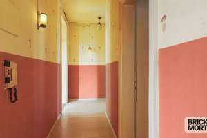 4,5-Zimmer-Altbauwohnung mit Balkon und Gestaltungspotenzial in Augsburg – Die vollständige Adresse der Immobilie erhältst du vom Anbieter., 86152 Stadtjägerviertel, Augsburg – Vorschaubild 8