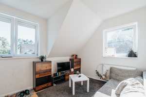 Reserviert! Saniertes Einfamilienhaus mit rund 179,28 m² Wohnfläche in ruhiger Lage von Osterrönfeld – Rendsburg-Eckernförde (Kreis) – Vorschaubild 18