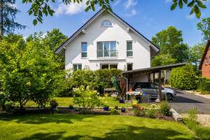 Großzügiges Einfamilienhaus mit Einliegerwohnung auf sonnigem Südgrundstück – Die vollständige Adresse der Immobilie erhältst du vom Anbieter., 14612 Falkensee – Vorschaubild 2