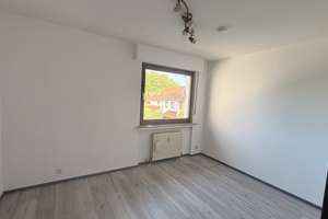 4-Zimmer-Wohnung in Hagen-Holthausen mit Garage, Keller und Dachboden als Waschküche – Die vollständige Adresse der Immobilie erhältst du vom Anbieter., 58093 Hohenlimburg (Ortsteil), Hagen – Vorschaubild 10