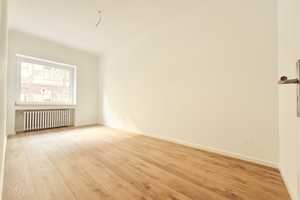 Frisch sanierte 3-Zimmer-EG-Wohnung - eigener Garten - nahe Lorettostraße und Medienhafen – Friedenstraße 00, 40219 Düsseldorf – Vorschaubild 3