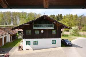 Hofstelle - Wohnhaus und denkmalgeschütztes Bauernhaus in Perach im Landkreis Altötting – Neumühle 22 22 1/2, 84567 Perach – Vorschaubild 3