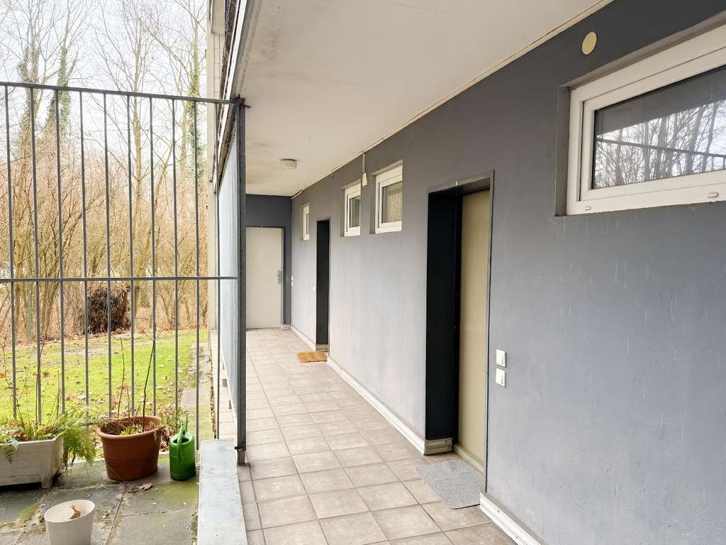 Immobilie in Krefeld - LEERSTEHENDES ERDGESCHOSSAPARTMENT MIT LOGGIA IN KREFELD-INRATH ZU KAUFEN!!! - Bild 1