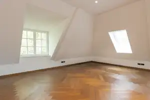 Sonnige, top-ausgestattete DG-Wohnung in kleiner Wohnanlage mit Putzservice – Alte Allee 27, 81245 München – Vorschaubild 9