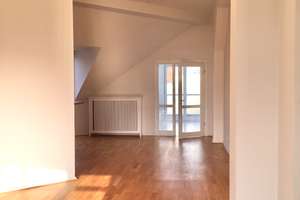 Exklusive Dachgeschoss Wohnung in bester Lage - aktuell vermietet – Die vollständige Adresse der Immobilie erhältst du vom Anbieter., 10789 Charlottenburg, Berlin – Vorschaubild 9