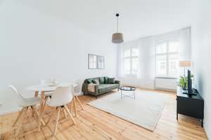 Charmante 2-Zimmer-Wohnung in Kreuzberg - voll möbliert – Glogauer Straße 32, 10999 Kreuzberg, Berlin – Vorschaubild 1