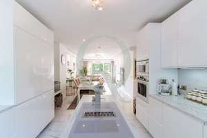 Property thumbnail 2