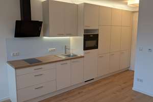 Design-Erstbezug in Derendorf: Kernsaniertes High-Tech-Apartment mit Süd-Ost-Balkon – Bülowstraße 15, 40476 Derendorf, Düsseldorf – Vorschaubild 7