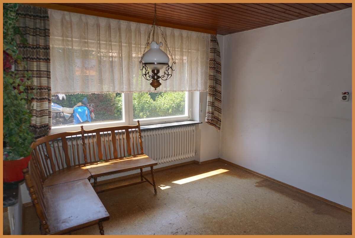 Immobilie in Neuried - Doppelhaushälfte mit viel Potential auf tollem Grundstück in Altenheim - sofort bezugsfrei ! - Bild 11