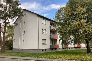 Komfortable 3-Zimmer-Wohnung mit Keller und Balkon in Kassel - Niederzwehren – Karlsbader Straße 16, 34134 Niederzwehren, Kassel – Vorschaubild 2
