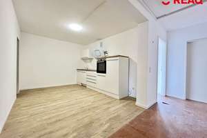 Erstbezug ! Hervorragende 4er WG Wohnung mitten in der Innenstadt! Balkon & Aufzug. – Heinrichsallee 22-24, 52062 Kaiserplatz, Aachen – Vorschaubild 5
