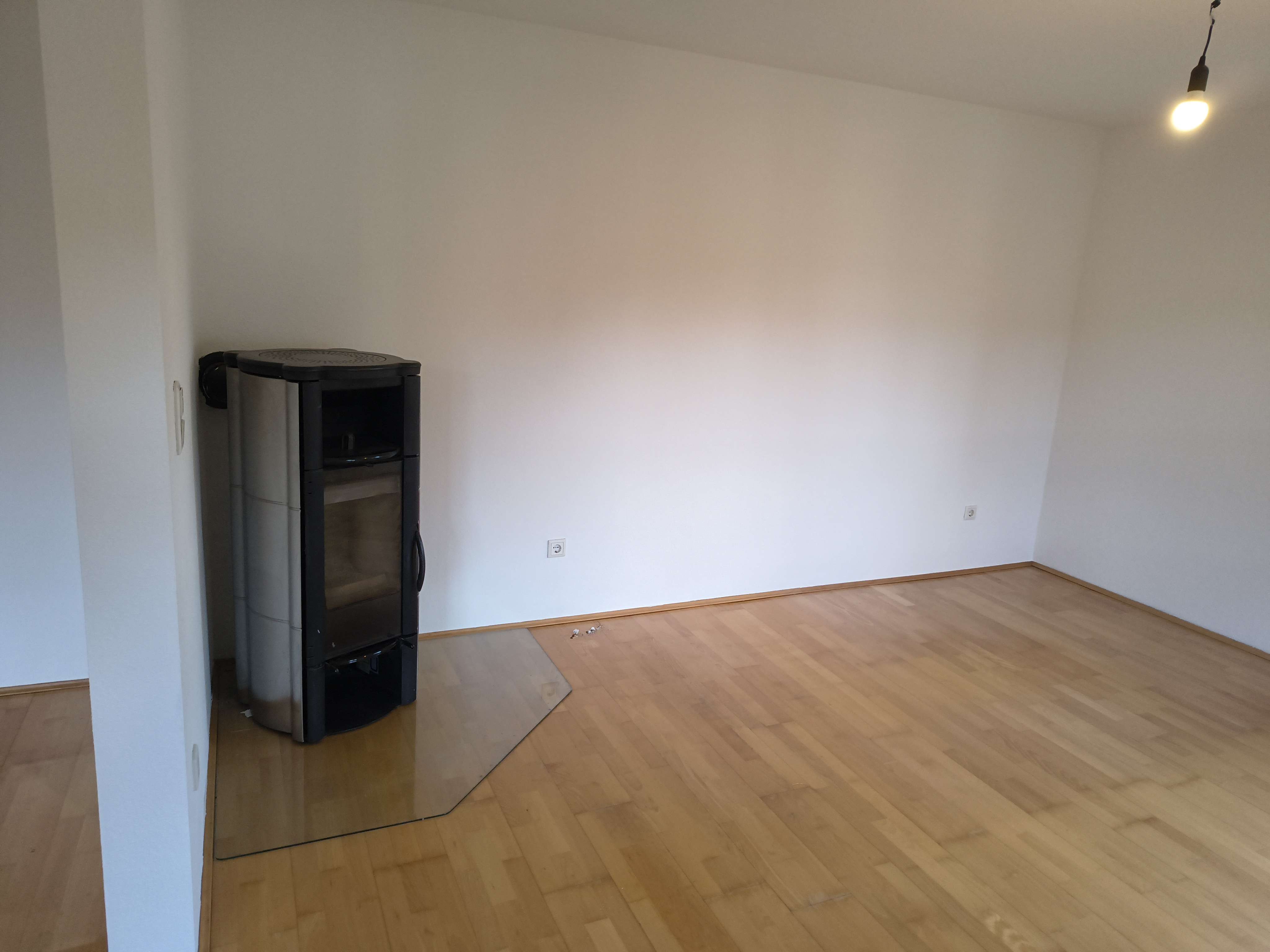 Immobilie in Eschenlohe - Charmante 2-Zi Wohnung im 1. OG mit Tageslichtbad - Bild 13