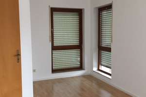Kontakt 0173 2529218 Direkt am Heiderand 2-Zimmer-Wohnung in Dresden-Langebrück – Die vollständige Adresse der Immobilie erhältst du vom Anbieter., 1465 Langebrück, Dresden – Vorschaubild 4