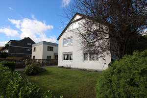 Seltene Rarität: 2 bis 3-Parteienhaus oder Zuhause für die Großfamilie mit Garten in Lövenich – Die vollständige Adresse der Immobilie erhältst du vom Anbieter., 50859 Lövenich, Köln – Vorschaubild 3