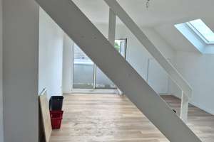 Großzügige 2-Zimmer-Dachgeschosswohnung mit 73 m² in Düsseldorf
