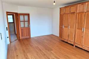 Großzügige 3-Zimmer-EG-Wohnung inkl. Garage und großer Terrasse mit traumhaftem Ausblick – Die vollständige Adresse der Immobilie erhältst du vom Anbieter., 90768 Vach, Flexdorf, Ritzmannshof, Fürth – Vorschaubild 8