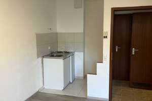 Kompaktes Wohnen: Modernisiertes 1-Zimmer-Apartment in Aachen
