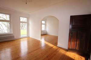 Schöne 5 Zimmer Wohnung, renoviert - mit Einbauküche und Gäste WC – Strelitzstraße 2, 12105 Mariendorf, Berlin – Vorschaubild 8