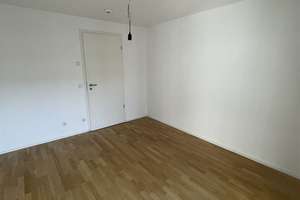 Schöne, helle 4.Zi.Whg mit zwei großen Badezimmern, Abstellraum, großem Balkon – Tunnelstraße 2, 70469 Bahnhof Feuerbach, Stuttgart – Vorschaubild 7