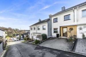 Reihenmittelhaus mit Sonnengarten im beliebten Ronsdorf – Die vollständige Adresse der Immobilie erhältst du vom Anbieter., 42369 Ronsdorf, Wuppertal – Vorschaubild 2
