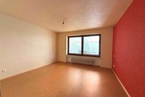Ruhig gelegenes Zweifamilienhaus mit ausgebautem DG – Die vollständige Adresse der Immobilie erhältst du vom Anbieter., 86316 Friedberg – Vorschaubild 4