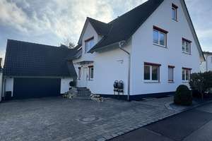 Zwei Wohneinheiten, ein Lebensgefühl - Ruhiges Haus mit Garten – Die vollständige Adresse der Immobilie erhältst du vom Anbieter., 89407 Dillingen an der Donau – Vorschaubild 1