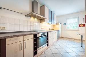 Wohnglück auf einer Ebene – Winkelbungalow mit Südterrasse und Kamin – Die vollständige Adresse der Immobilie erhältst du vom Anbieter., 39218 Schönebeck (Elbe) – Vorschaubild 8