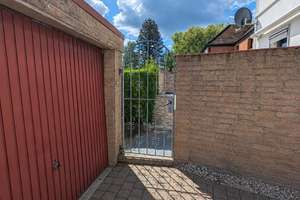 Gemütliches Reihenendhaus mit großem Garten, Terrasse, Garage und viel Nutzfläche – Bechsteinstraße 52, 45883 Heßler, Gelsenkirchen – Vorschaubild 2