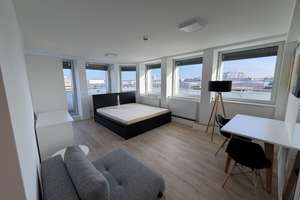 Stilvoll möblierte Etagenwohnung mit Balkon und modernem Ambiente zum Wohlfühlen