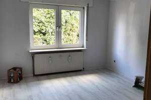 Viel Platz für den Alltag: Großzügige 4,5-Zimmer-Wohnung in Bottrop – Die vollständige Adresse der Immobilie erhältst du vom Anbieter., 46240 Eigen, Bottrop – Vorschaubild 11