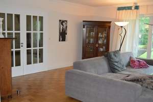 Elegantes Wohnen in ruhiger Wohnlage mit viel Platz und Charme – Die vollständige Adresse der Immobilie erhältst du vom Anbieter., 31311 Uetze – Vorschaubild 8
