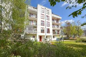 Renovierte Dachgeschosswohnung mit Tiefgarage, Balkon und Wassernähe – Die vollständige Adresse der Immobilie erhältst du vom Anbieter., 12527 Grünau, Berlin – Vorschaubild 7