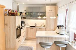 *Provisionsfrei* modernisiertes Reihenmittelhaus mit 5 Zimmern in Friesdorf  – Klufterstraße 11, 53175 Friesdorf, Bonn – Vorschaubild 2