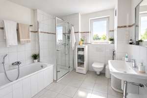 Moderne 2-Zimmer-Wohnung mit großzügigem Südwestbalkon, EBK und A+ Energieeffizienz – 53127 Lengsdorf, Bonn – Vorschaubild 5