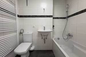 Property thumbnail 11