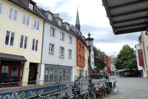 Bonn Zentrum, gepflegte 2-Zimmerwohnung mit 25m² großer Terrasse und EBK im Herzen der Stadt Bonn – Brüdergasse 20, 53111 Bonn-Zentrum, Bonn – Vorschaubild 1